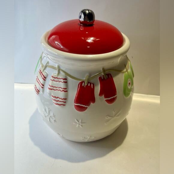 Vintage Hallmark Mittens cookie jar with lid - Picture 12 of 12